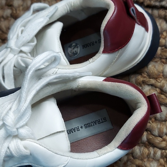 Strauss + Ramm Low Top Lace Up Sneaker/Tennis Shoe - Picture 4 of 10